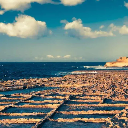 139 Taormina * خليج سانت بول